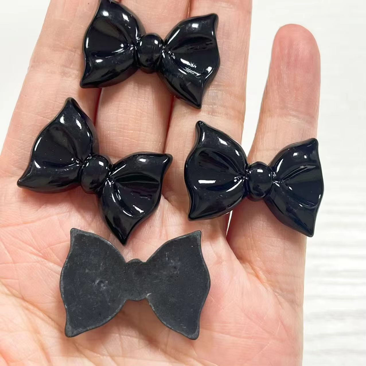 10Pcs White Black Bow Tie Love – Phone Cases Europe Bewertung und Preis
